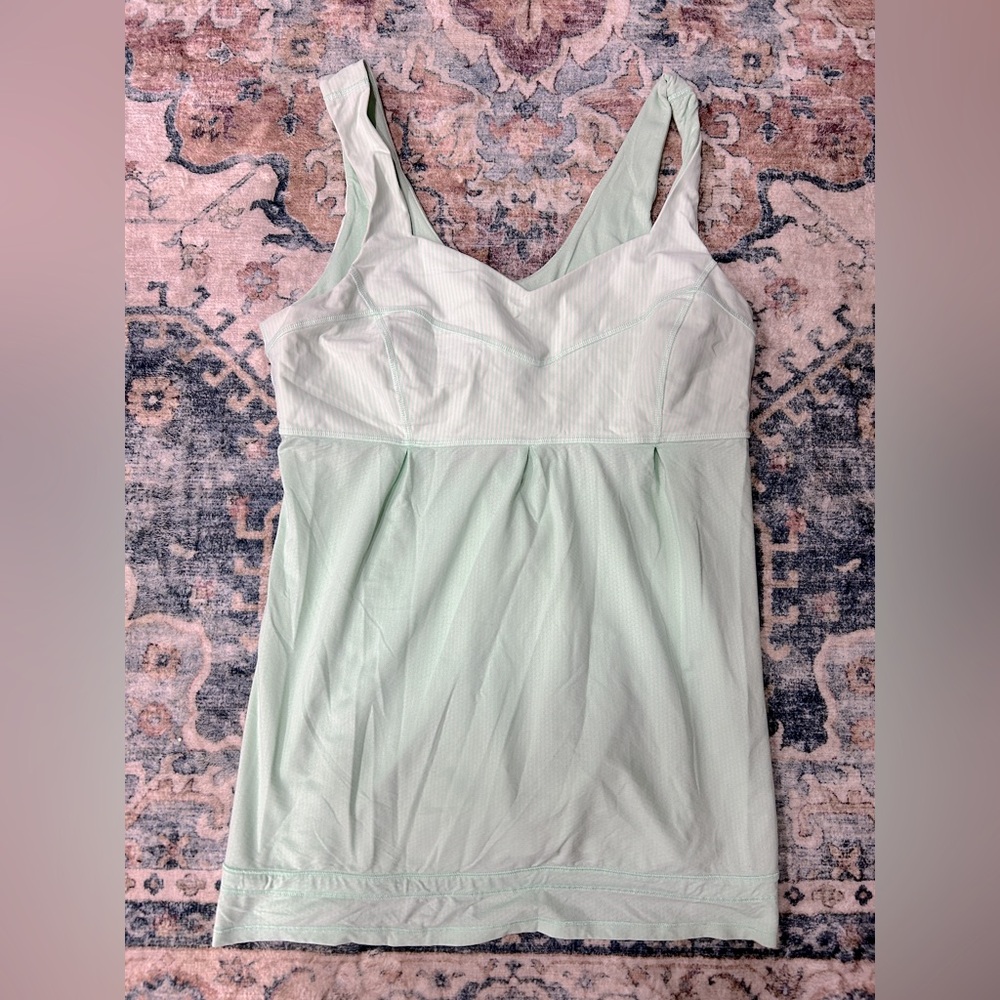 Lululemon tank top for women size 12